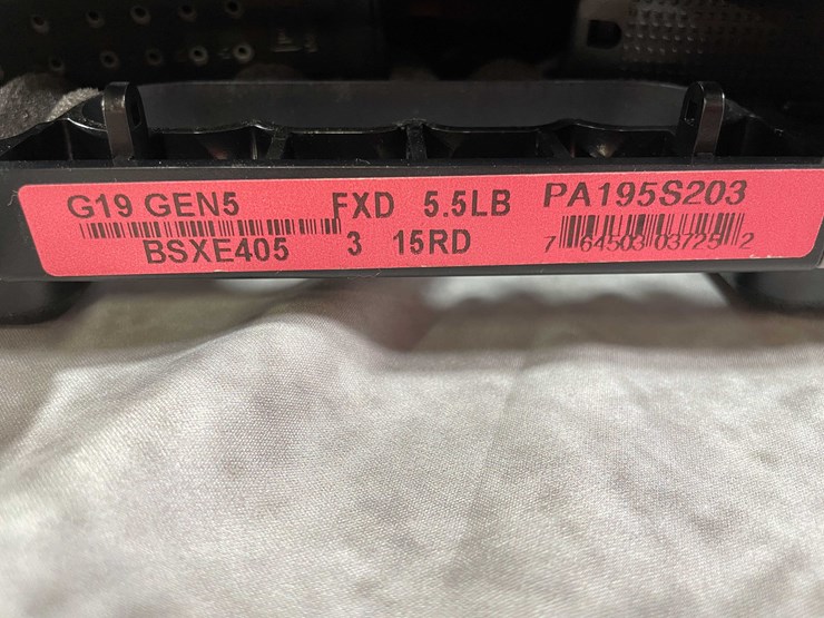 #5147-•-glock-g19-gen-5,-9mm-luger-pistol,-sn:-bsxe405,-(neenah,-wi)-image-19