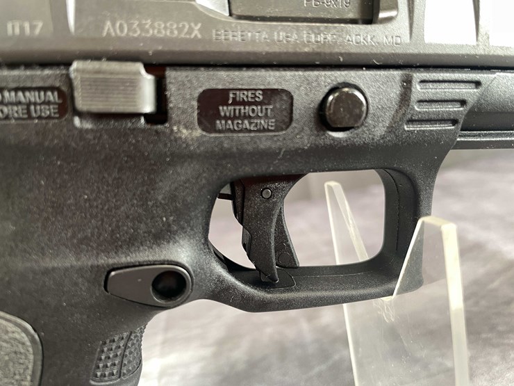 #5158-•-beretta-apx,-9mm-luger-pistol,-sn:-a033882x,-(neenah,-wi)-image-11