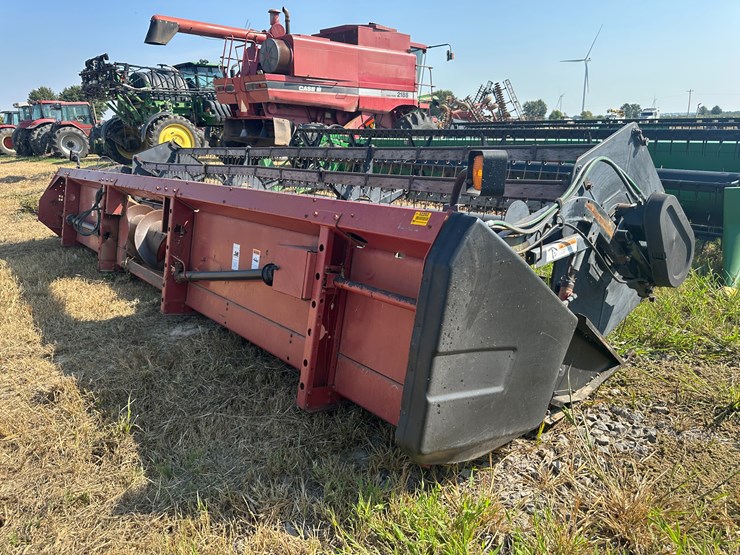 2004-case-ih-1010-image-1