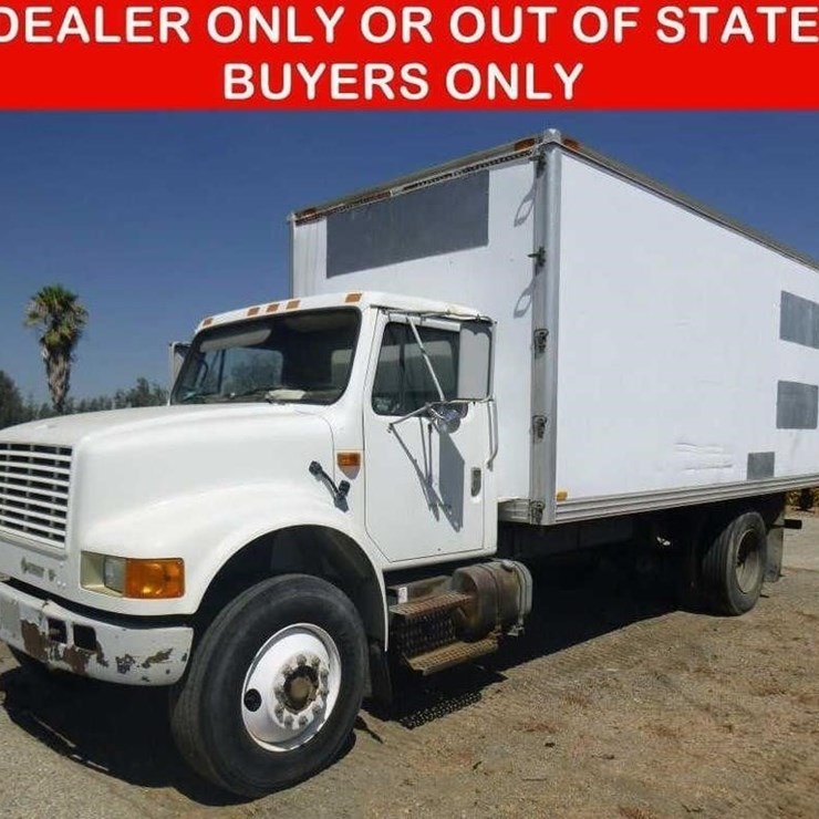 1993 INTERNATIONAL 4700