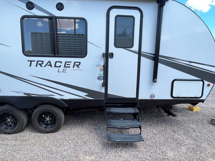 #499-•-2021-tracer-le-camper-(title-in-delay)-image-5