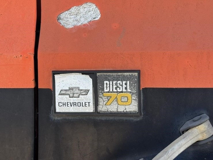 1986-chevrolet-c6v-bucket-truck-image-21