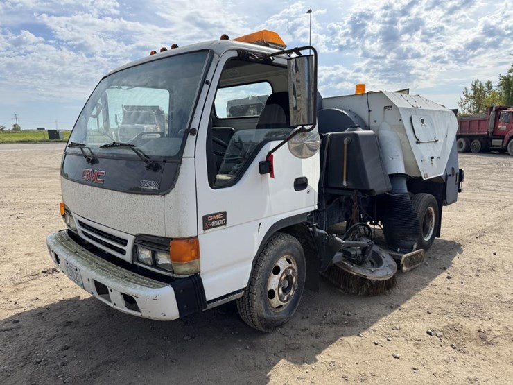 2003-gmc-w4500-image-1