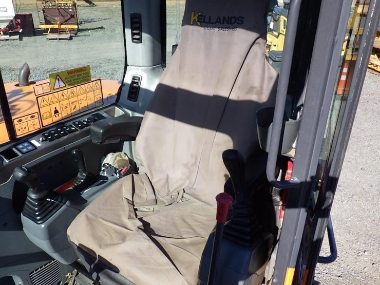 2021-doosan-dx85r-3-image-31