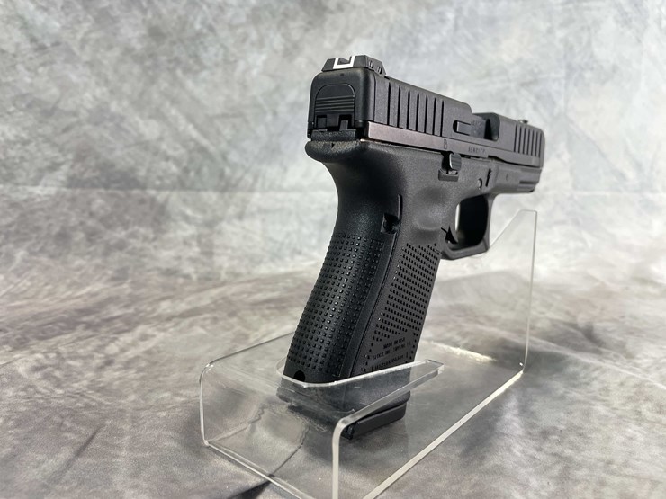 #5141-•-glock-g44,-22-lr-pistol,-sn:-aenr179,-(neenah,-wi)-image-5