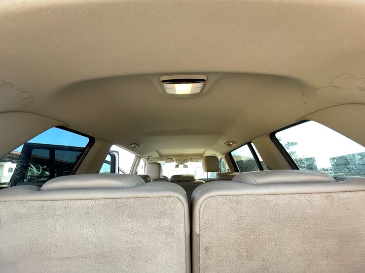 2015-mercedes-benz-gl450-image-47