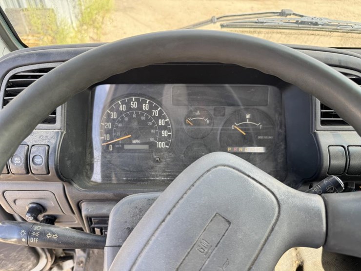 2003-gmc-w4500-image-50