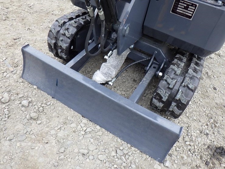 2025-infront-yfe16-hydraulic-excavator-image-9
