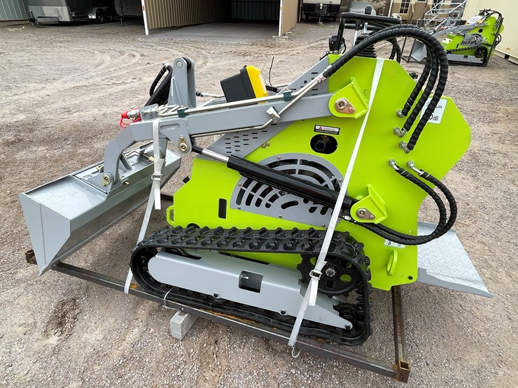 #2026-•-mini-skid-steer-loader-image-14
