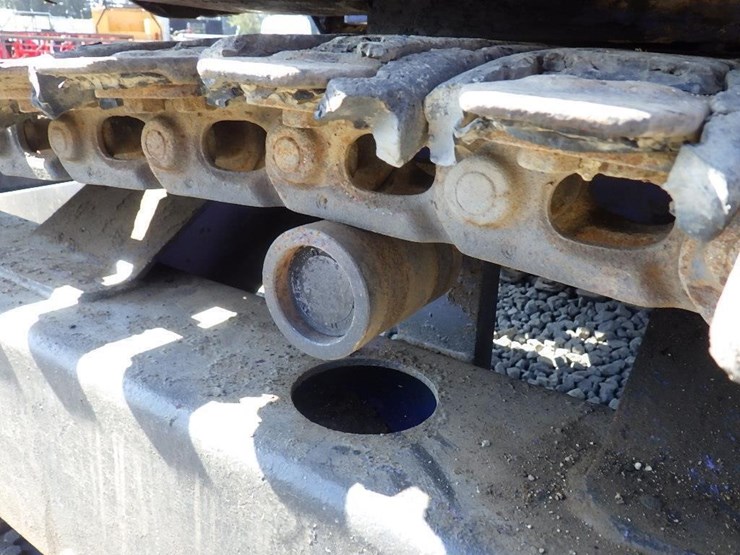 komatsu-pc28uu-image-26