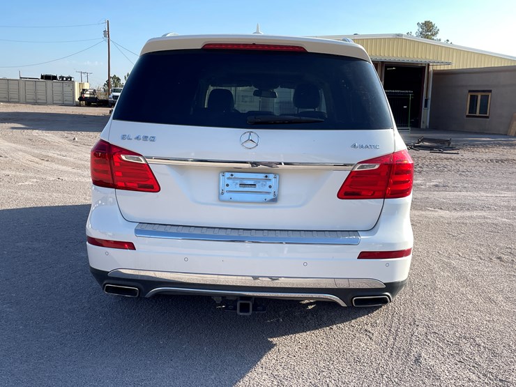 2015-mercedes-benz-gl450-image-7