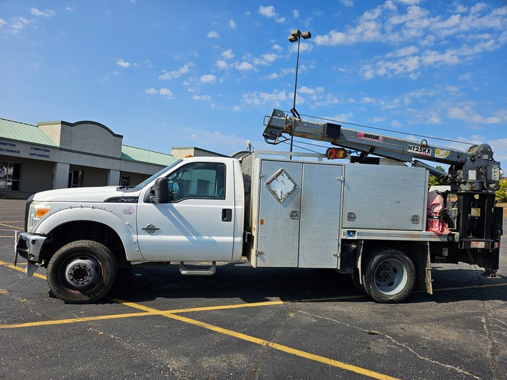 2011-ford-f450-image-7