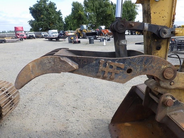 caterpillar-314d-hydraulic-excavator-image-10