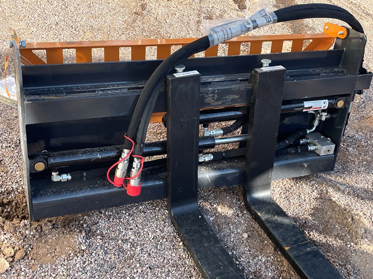 #2033-•-skid-steer-pallet-fork-hydraulic-adjustable-image-8