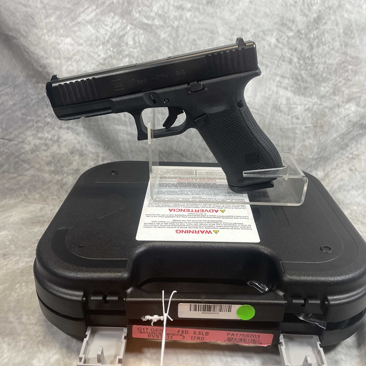 #5146 • Glock G17 Gen 5, 9mm Luger Pistol, SN: BVST133, (Neenah, WI)