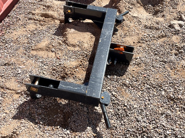 #2053-•-class-1-tractor-quick-hitch-image-8