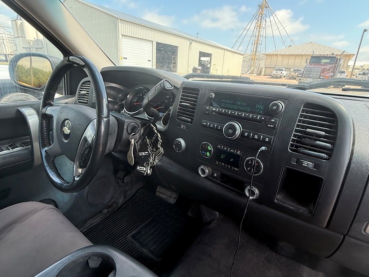 2009-chevrolet-k1500-image-15