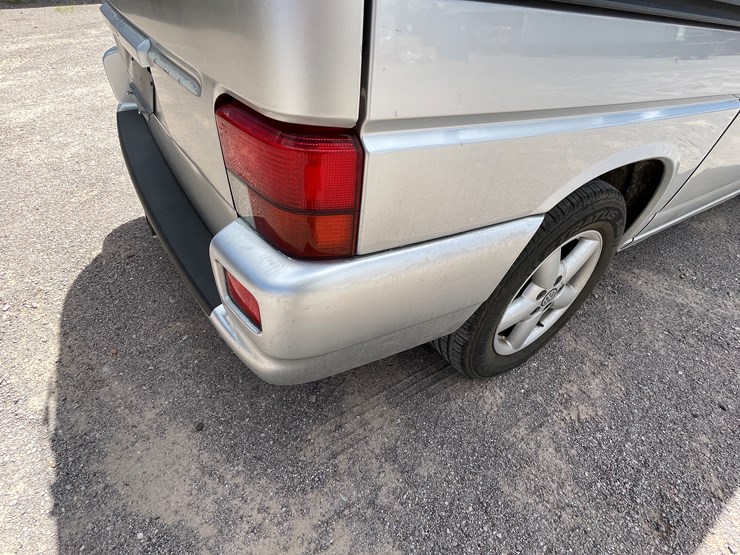 #501-•-2002-volkswagen-eurovan-mv-(title-in-delay)-image-106