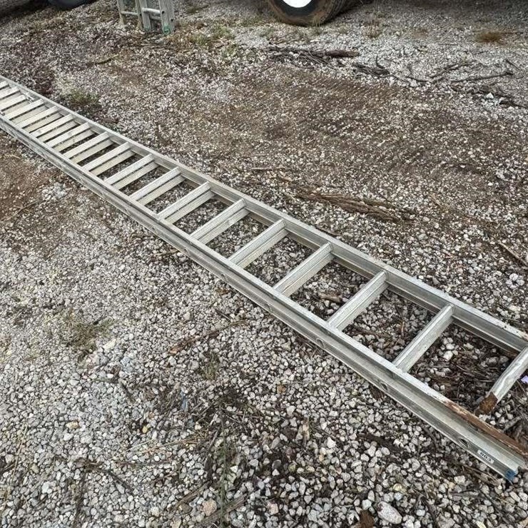 Werner 40 Ft Aluminum Extension Ladder