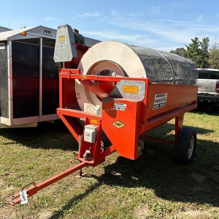 Farmaster 2200 Grain Cleaner
