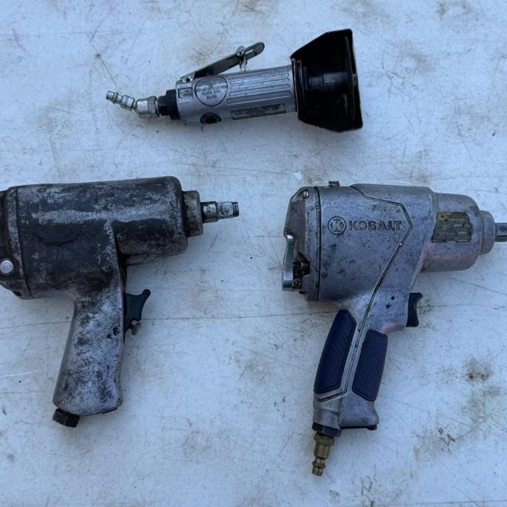1/2 in Air Impact Wrenches & 3 in Air Cutter