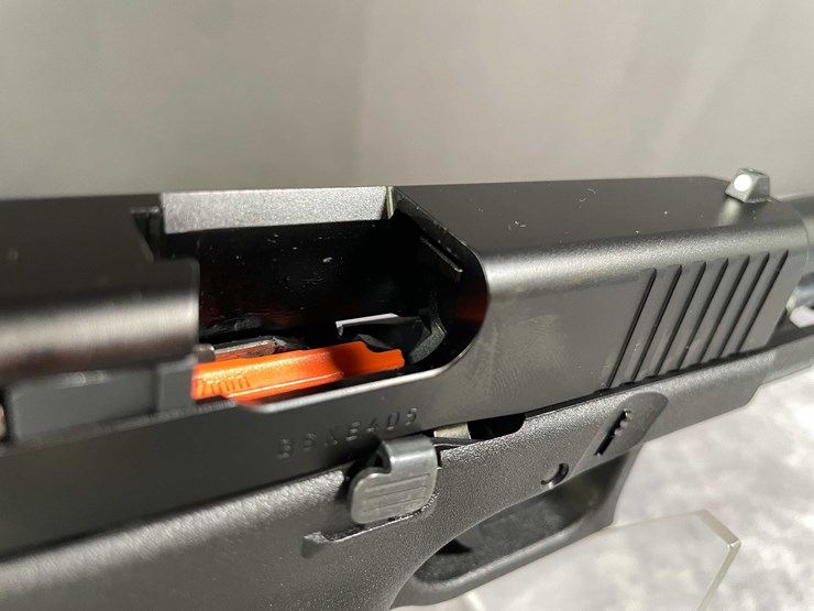 #5147-•-glock-g19-gen-5,-9mm-luger-pistol,-sn:-bsxe405,-(neenah,-wi)-image-14