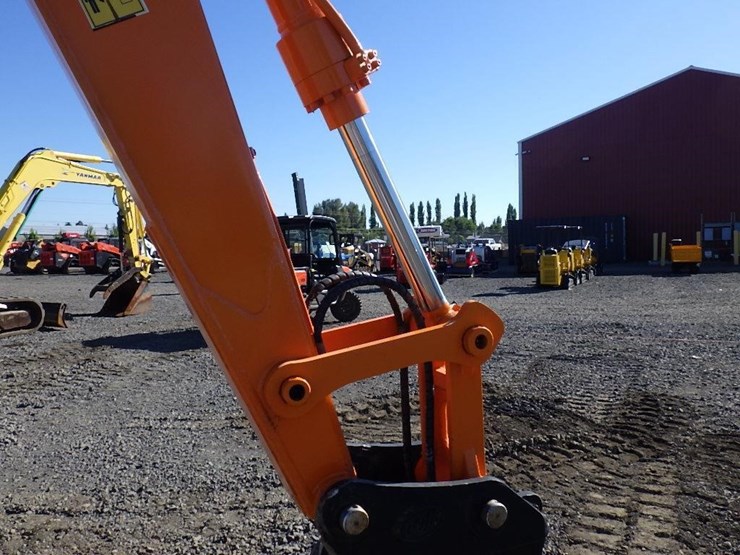 2021-doosan-dx85r-3-image-20