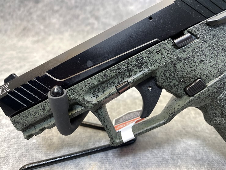 #4570-•-taurus-tx22,-.22-lr-handgun,-sn:-1pt433761,-(princeton,-mn)-image-11