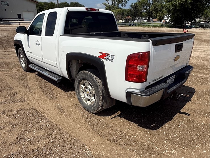 2008-chevrolet-k1500-image-42
