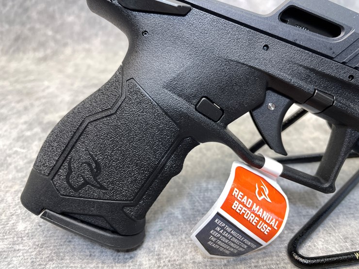 #4563-•-taurus-tx22-compact,-.22-lr-handgun,-sn:-1tj003184,-(princeton,-mn)-image-17