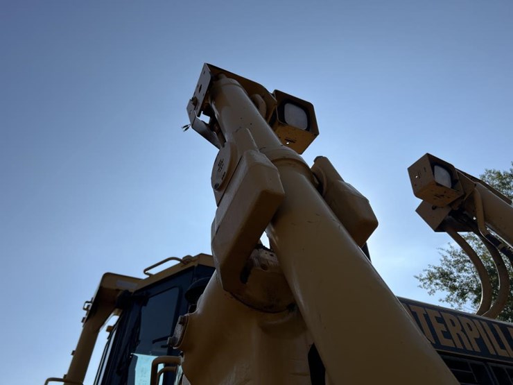 caterpillar-d9r-image-15