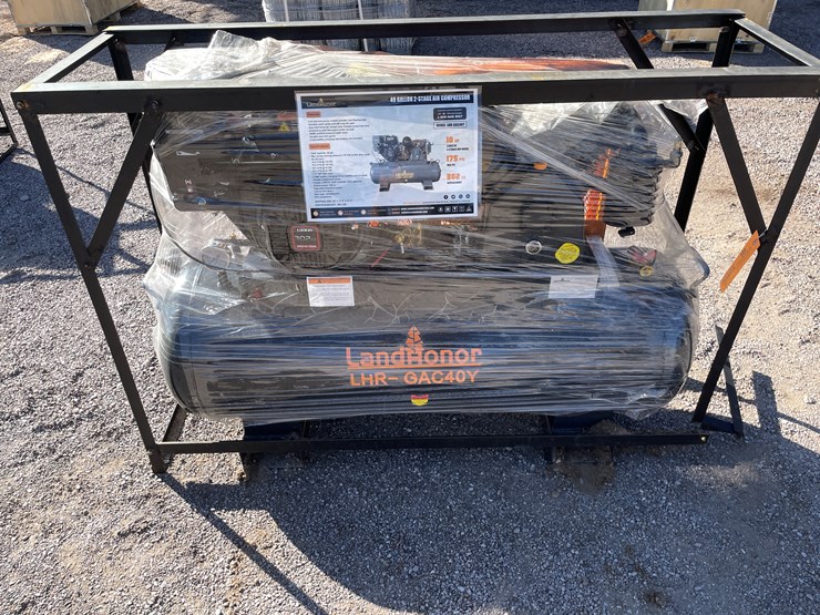 #2039-•-40-gallon-air-compressor-image-9