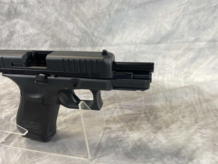 #5141-•-glock-g44,-22-lr-pistol,-sn:-aenr179,-(neenah,-wi)-image-13