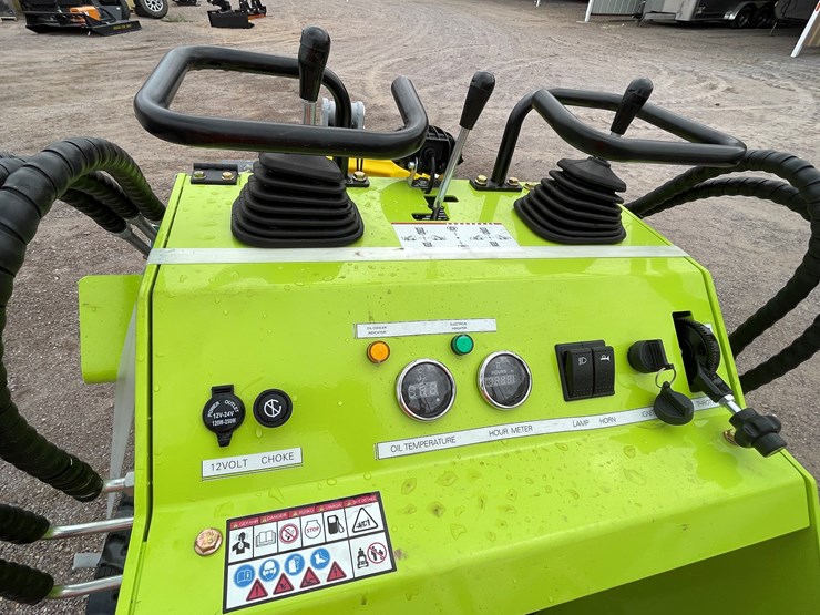 #2026-•-mini-skid-steer-loader-image-13