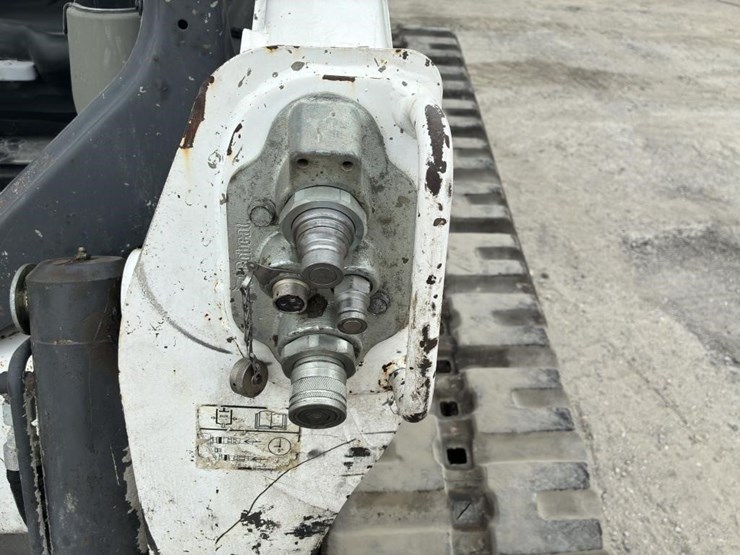 2019-bobcat-t770-image-8