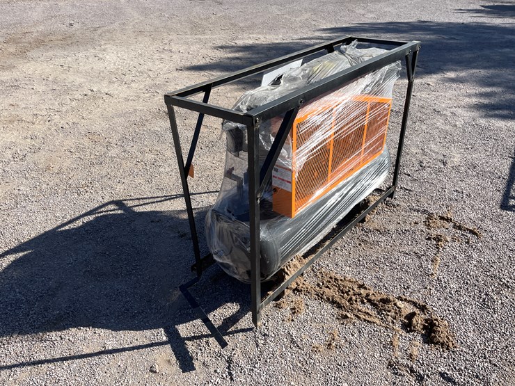 #2039-•-40-gallon-air-compressor-image-7