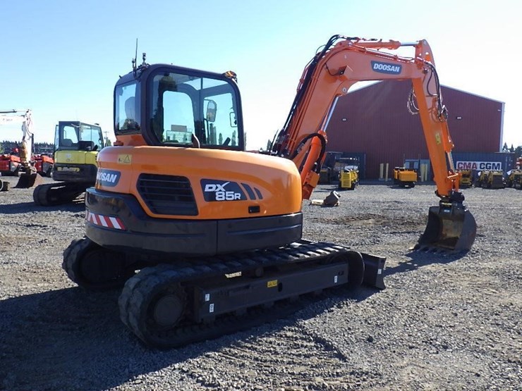 2021-doosan-dx85r-3-image-5