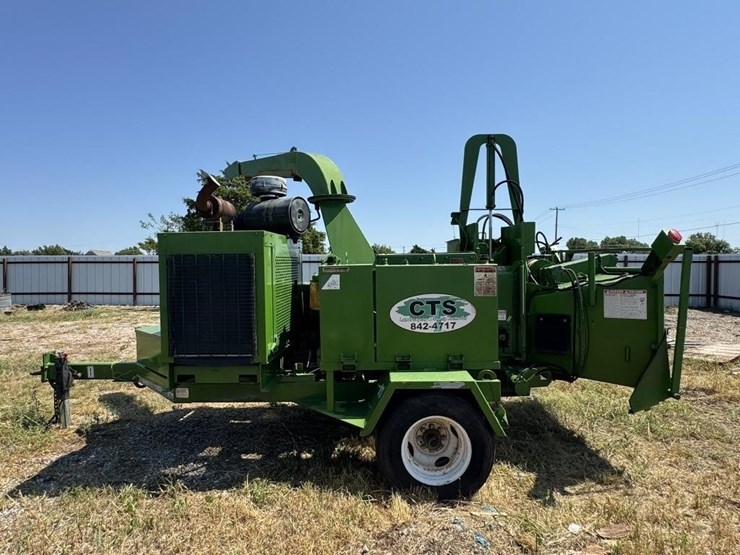 bandit-wood-chipper-image-4