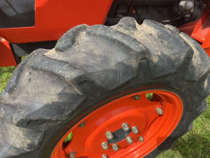 kubota-m5400-image-8