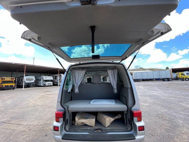 #501-•-2002-volkswagen-eurovan-mv-(title-in-delay)-image-61