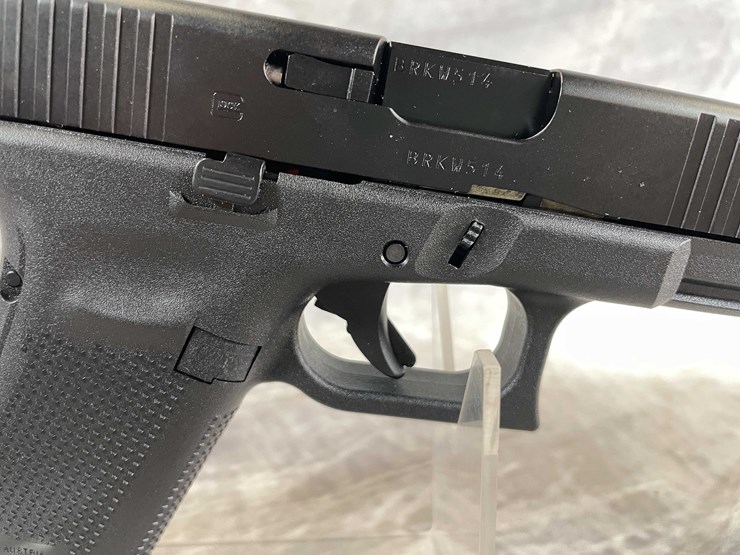#5140-•-glock-g45,-9mm-luger-pistol,-sn:-brkw514,-(neenah,-wi)-image-9