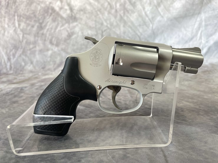 #5132-•-smith-&-wesson-.38-spl,-revolver,-sn:-cwm9026-(neenah,-wi)-image-3