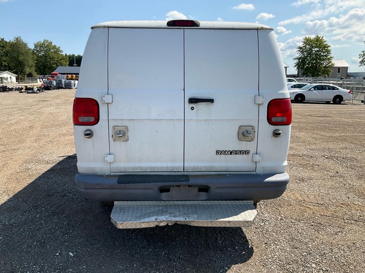 1997-dodge-ram-2500-image-4