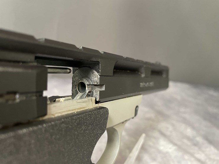 #5160-•-smith-&-wesson-22a,-22-lr-pistol,-sn:-uce4779,-(neenah,-wi)-image-22