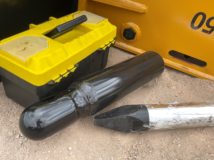 #2018-•-skid-steer-concrete-breaker-image-5