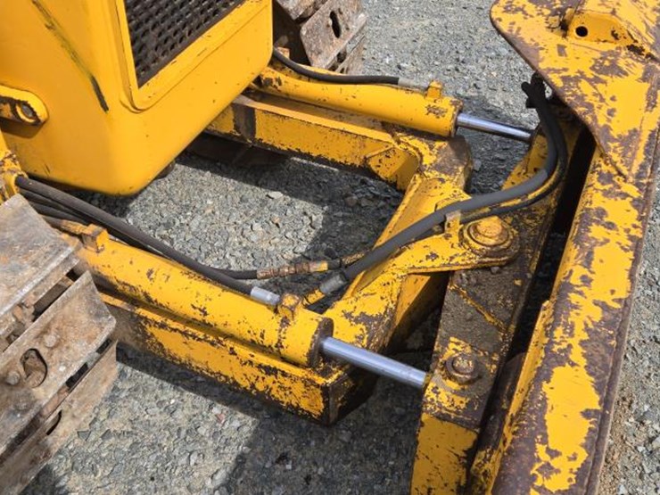 deere-350b-image-16