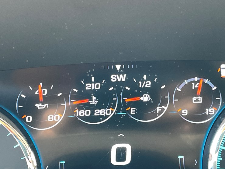 2017-chevrolet-tahoe-image-58