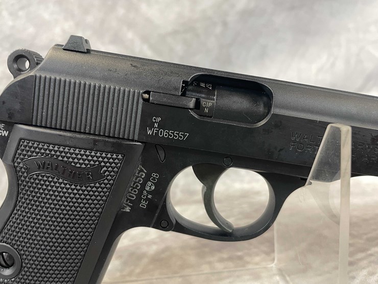 #5143-•-walther-ppk/s,-22-lr-pistol,-sn:-wf065557,-(neenah,-wi)-image-9