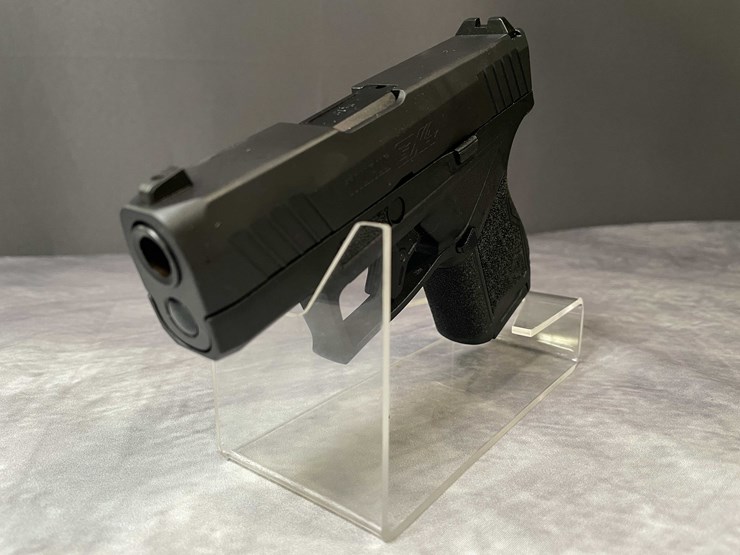 #5156-•-taurus-gx4,-9mm-luger-pistol,-sn:-1ga44039,-(neenah,-wi)-image-4