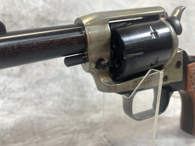 #5167-•-heritage-barkeep,-22-lr-pistol,-sn:-1bh577877,-(neenah,-wi)-image-15
